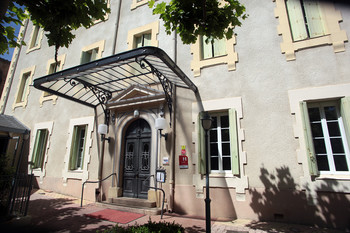 Porte d'entre¦üe ©hotêl des thermes - porte d'entrée