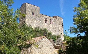 2 Château bas face est ©Les amis du vieux Boussagues